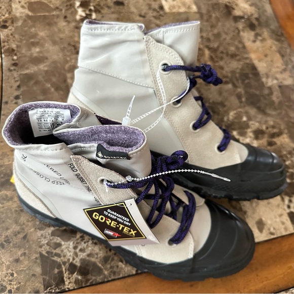 Authentic Converse Gore-Tex Unisex Boots - Picture 6 of 14